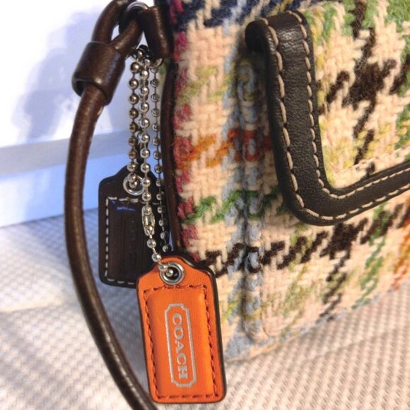 Coach 100% Wool & Leather Hampton Tattersall Multi Plaid Wristlet, EUC